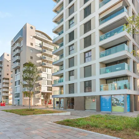 Appartement Loctowers A3-4-2 By Interhome Locarno