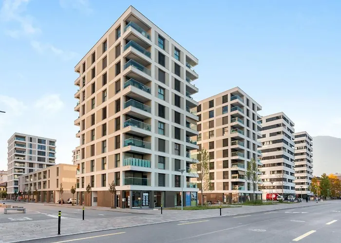 Loctowers A3-4-2 By Interhome Локарно