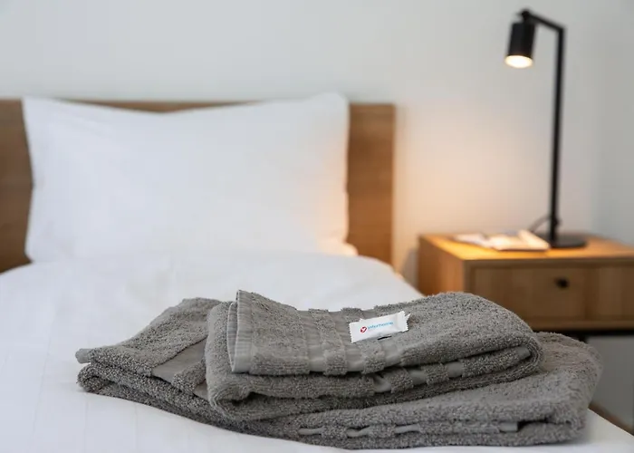 Loctowers A3-4-2 By Interhome Локарно